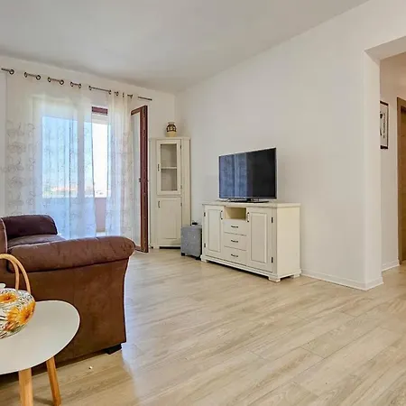 Clai 3 Apartment Novigrad (Istria)